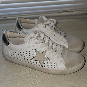 Steve Madden White and Silver Women's Sneakers